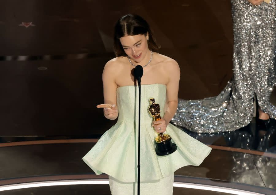 HOLLYWOOD, CALIFORNIA – MARCH 10: Emma Stone accepts the Lead Actress award for “Poor Things” onstage during the 96th Annual Academy Awards at Dolby Theatre on March 10, 2024 in Hollywood, California. (Photo by Kevin Winter/Getty Images)