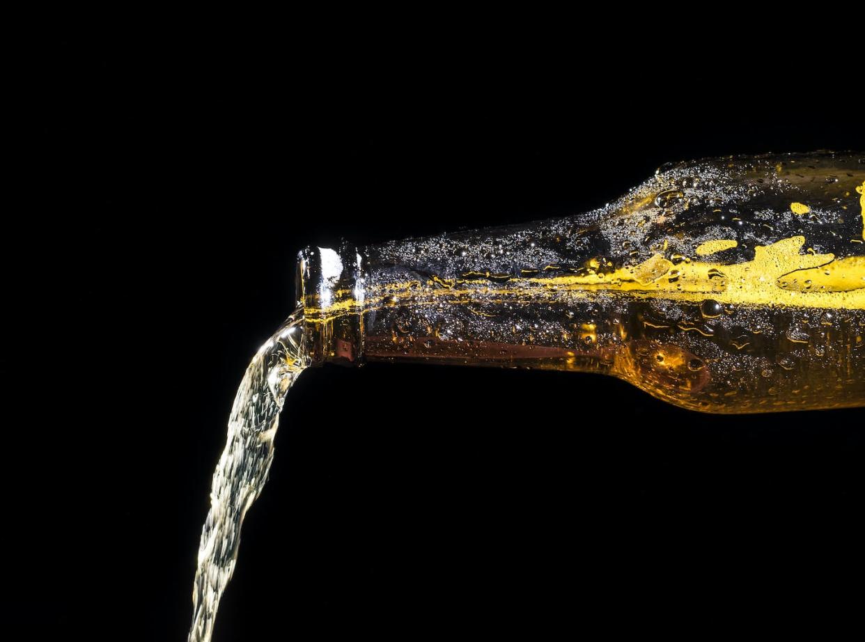 Could structural racism in U.S. schools lead more young African Americans to drink? <a href="https://www.gettyimages.com/detail/photo/jet-of-a-bottle-of-cold-beer-of-crystal-on-a-black-royalty-free-image/584320758?adppopup=true" rel="nofollow noopener" target="_blank" data-ylk="slk:Jose A. Bernat Bacete / Getty Images;elm:context_link;itc:0;sec:content-canvas" class="link ">Jose A. Bernat Bacete / Getty Images</a>