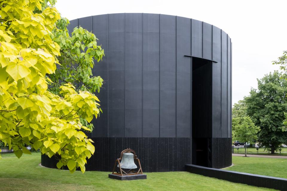  (Serpentine pavilion)