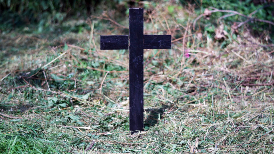 Adam's unmarked grave in London