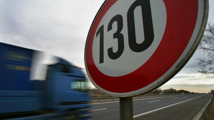 Der Verkehrssicherheitsrat ist für generelles Tempolimit auf Autobahnen. Foto: dpa