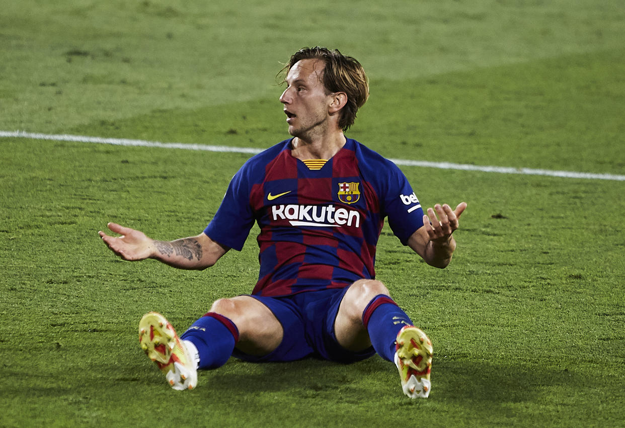 Barcelona is in first place in La Liga, but only by the seat of its pants. (Photo by Fran Santiago/Getty Images)