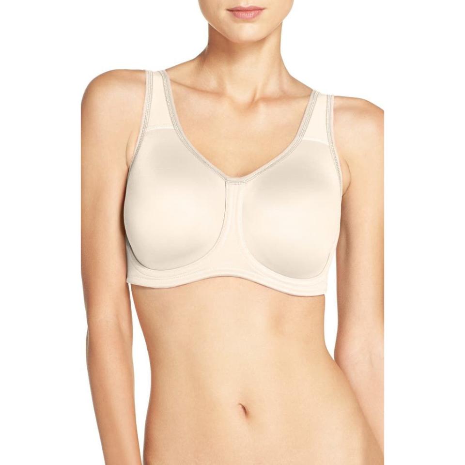 10) Simone Seamless Underwire Sports Bra