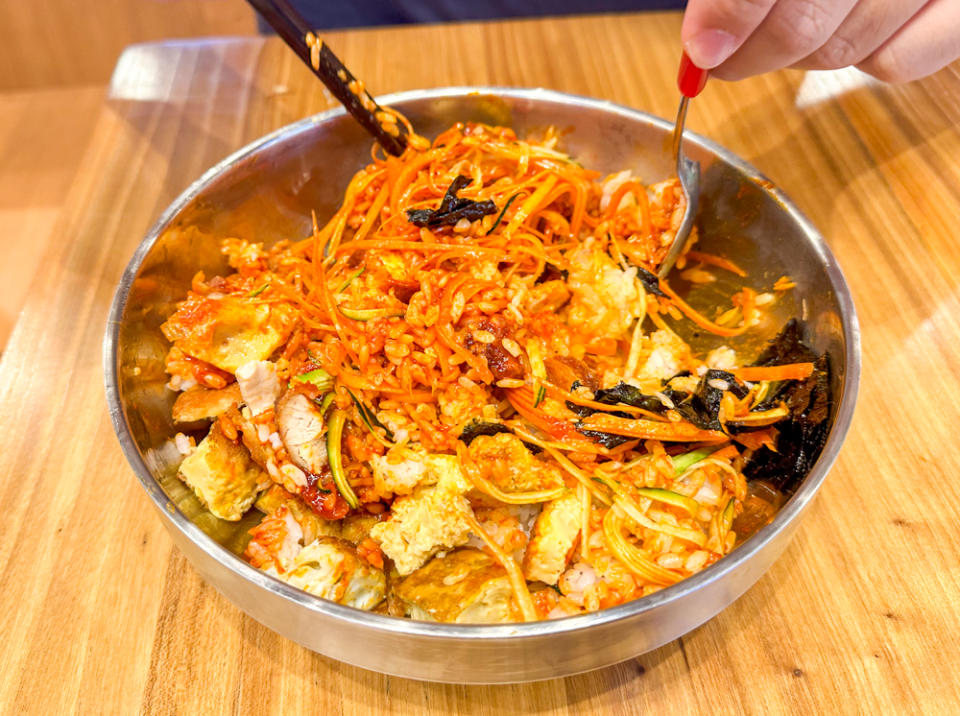 sangwoo street - bibimbap