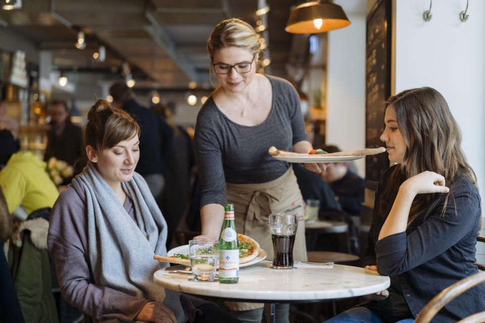 Ebenfalls beliebt, wenn es um italienisches Essen geht, ist das vergleichsweise kleine Franchise L’Osteria. Insgesamt 87,8 Millionen wanderten hier 2015 in die Kassen, der Umsatz wurde um sage und schreibe 57 Prozent gesteigert.