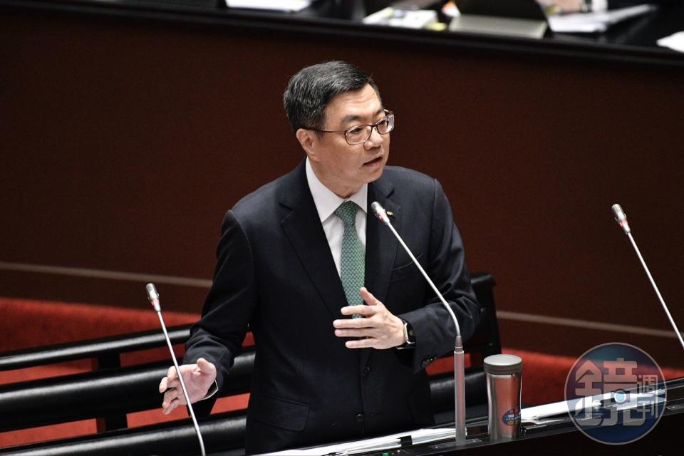 針對政院提出的國會職權修法覆議案遭立院否決，行政院長卓榮泰表示未來會透過院內協商，尋求憲政機關的救濟。