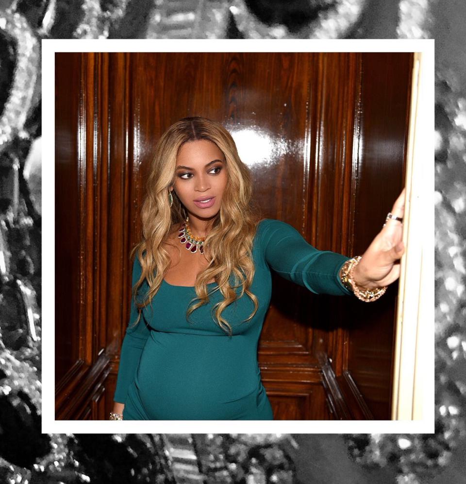 Beyoncé shares baby bump photos from an Oscars party, is flawless as usual