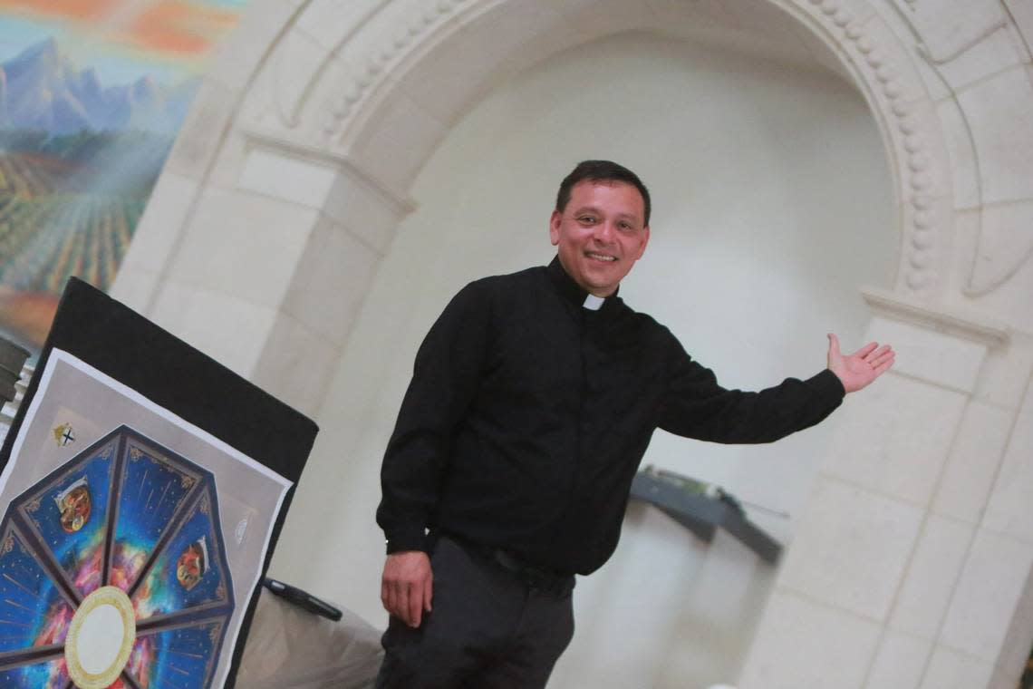  Pastor Fr. Alex Chávez gave a tour to Vida en el Valle on Aug. 4 of the construction progress of the $21 million St. Charles Borromeo Church, the US’s largest Catholic parish opening in Visalia.