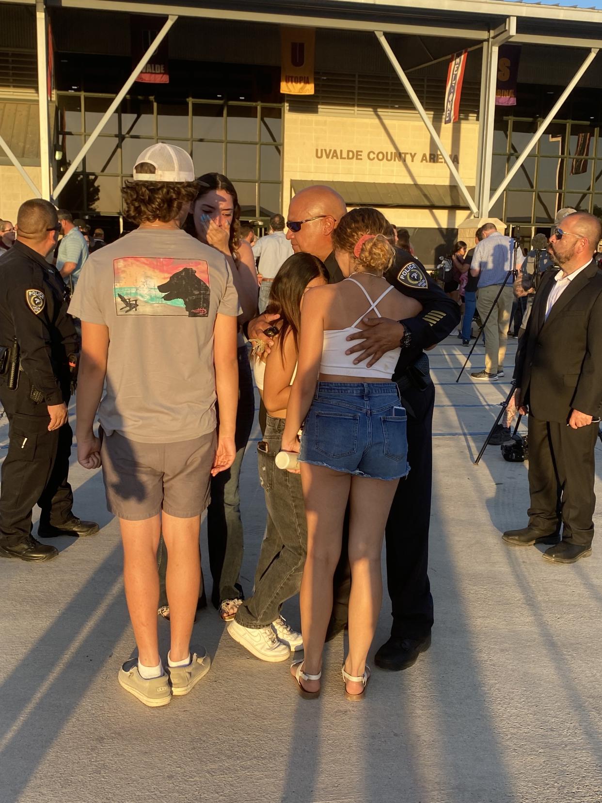 Texas school shooting vigil (Danielle Campoamor / TODAY)