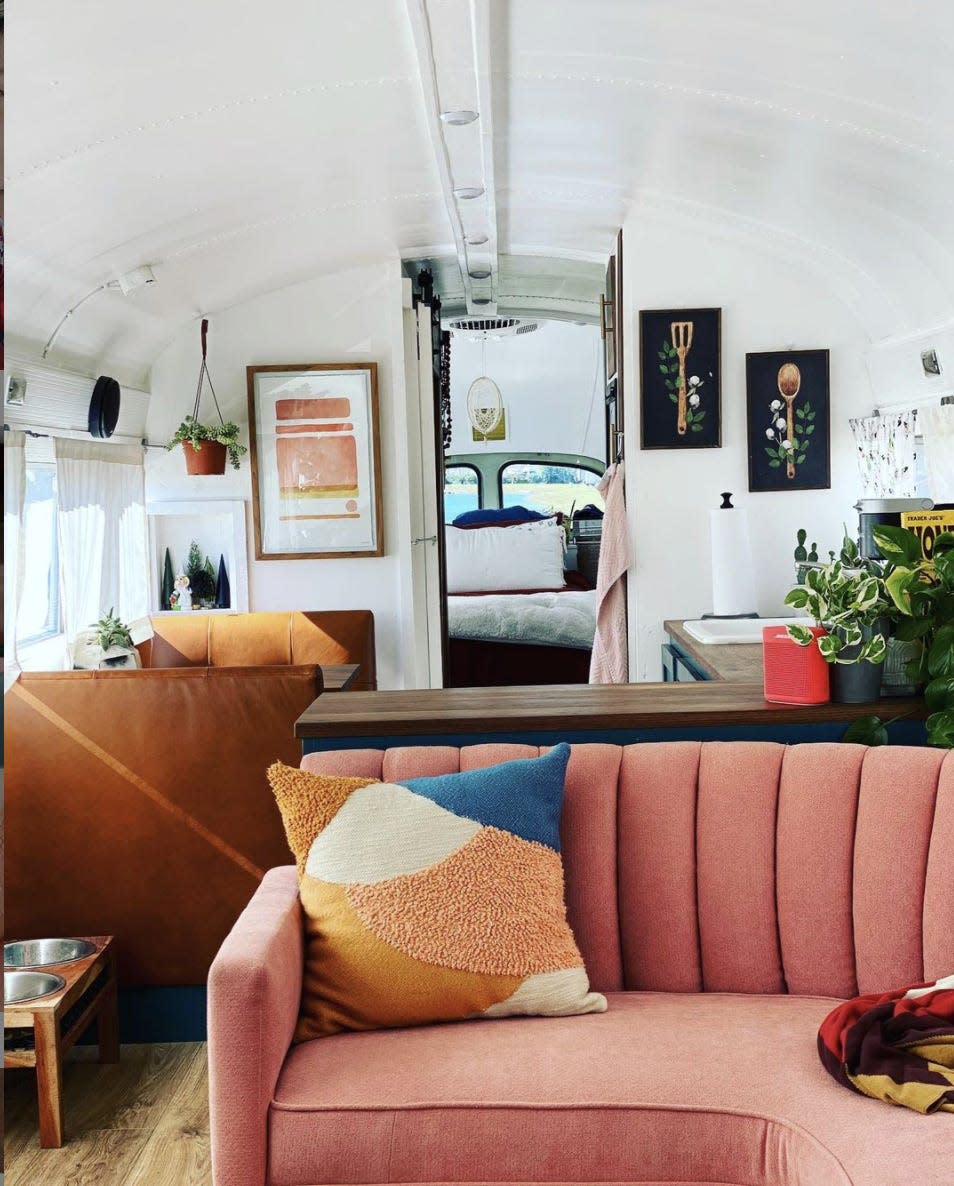 Adelita tiny house bus