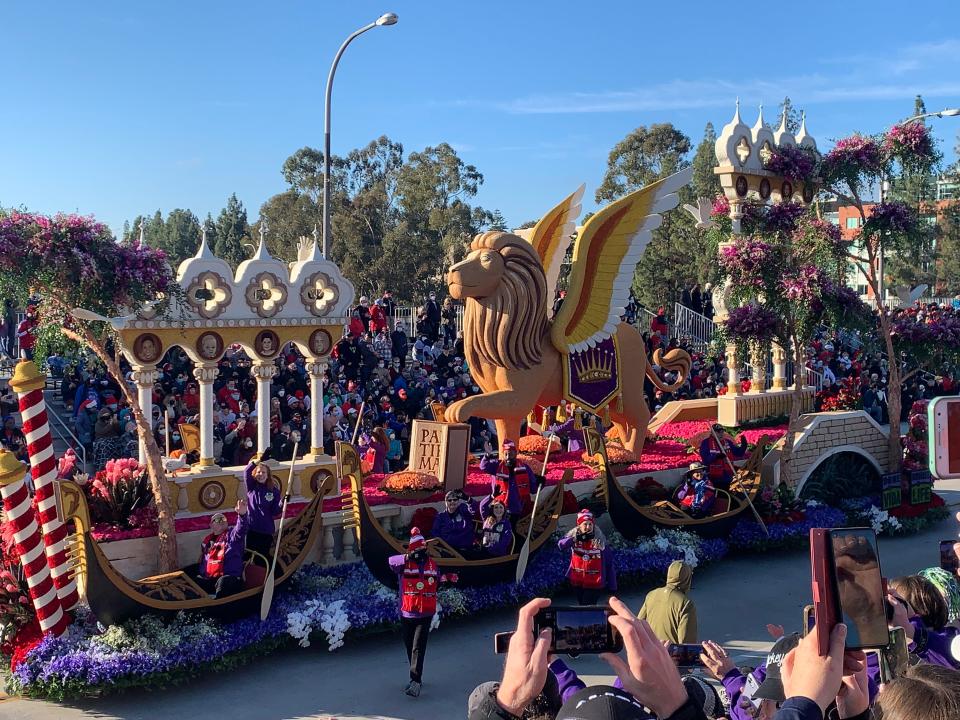 The Donate Life float at the 2022 Rose Bowl Parade