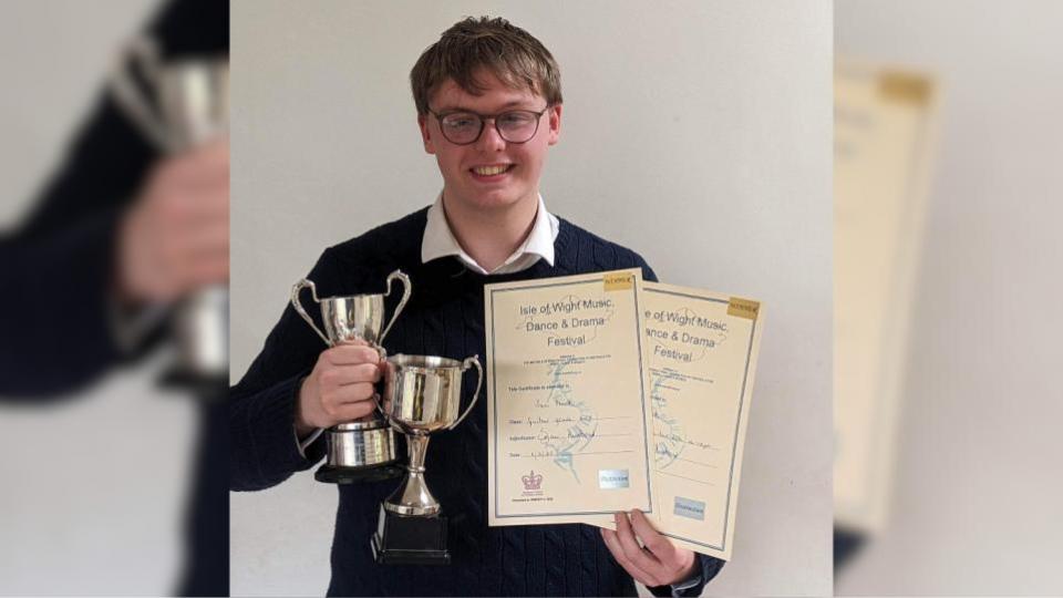 Isle of Wight County Press: Sam Sutherland Nash Smith received a distinction in two different categories