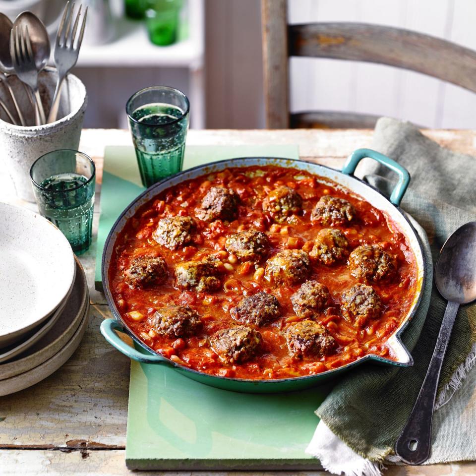 Cannellini Bean and Meatball Stew