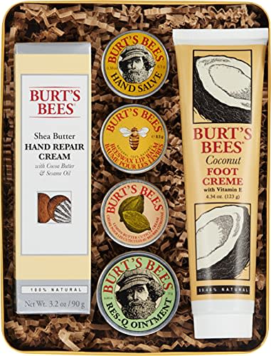 Burt's Bees Holiday Gift Set (Amazon / Amazon)