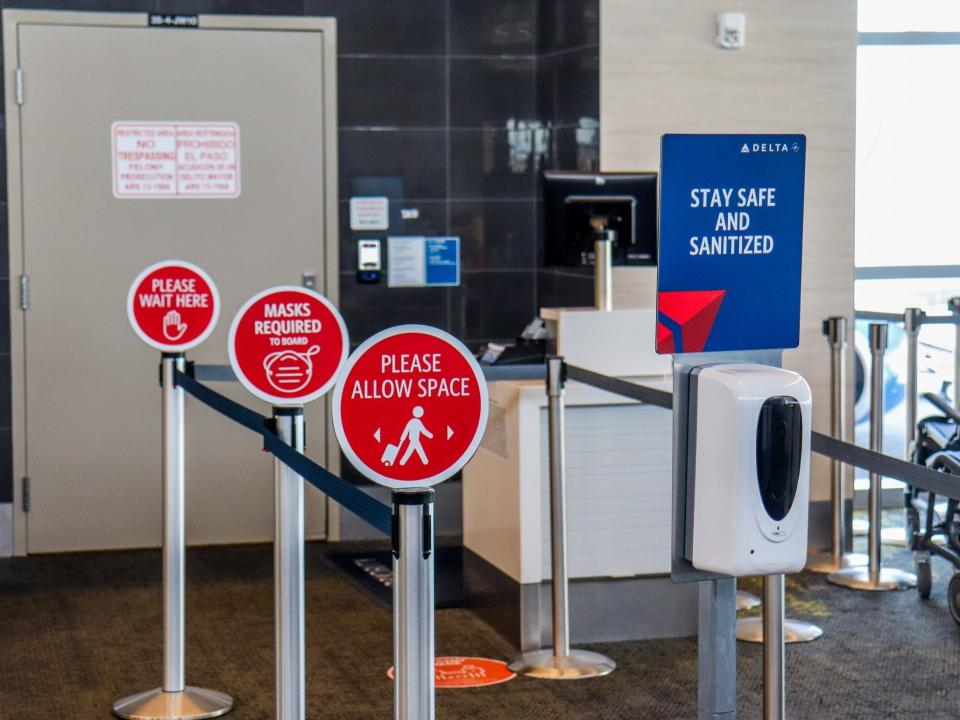 Flying Delta Air Lines During Pandemic Post-Middle Seat Block Ended 2021