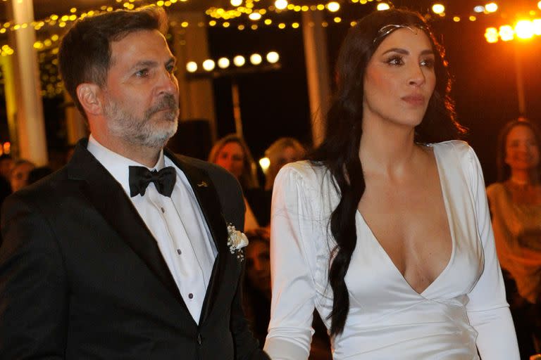 Toti Pasman y Julieta Bettatis celebraron ayer su casamiento junto a sus familiares y amigos