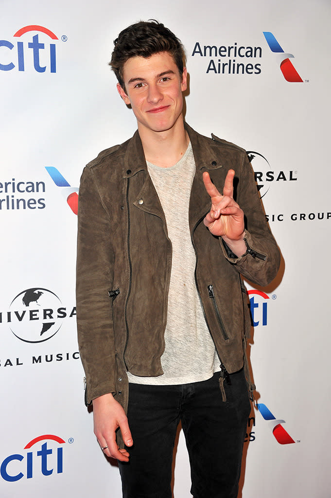 Shawn Mendes attends Universal Music Group’s 2016 Grammy afterparty at The Theatre at Ace Hotel. (Allen Berezovsky/WireImage)