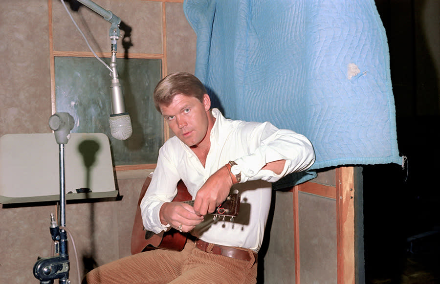 Country star Glen Campbell at Capitol Records’ studios on June 1, 1967 in Los Angeles, California.