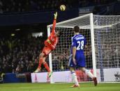 Chelsea goalkeeper Thibaut Courtois makes a save during their English Premier League soccer match against Manchester City at Stamford Bridge in London January 31, 2015. REUTERS/Dylan Martinez