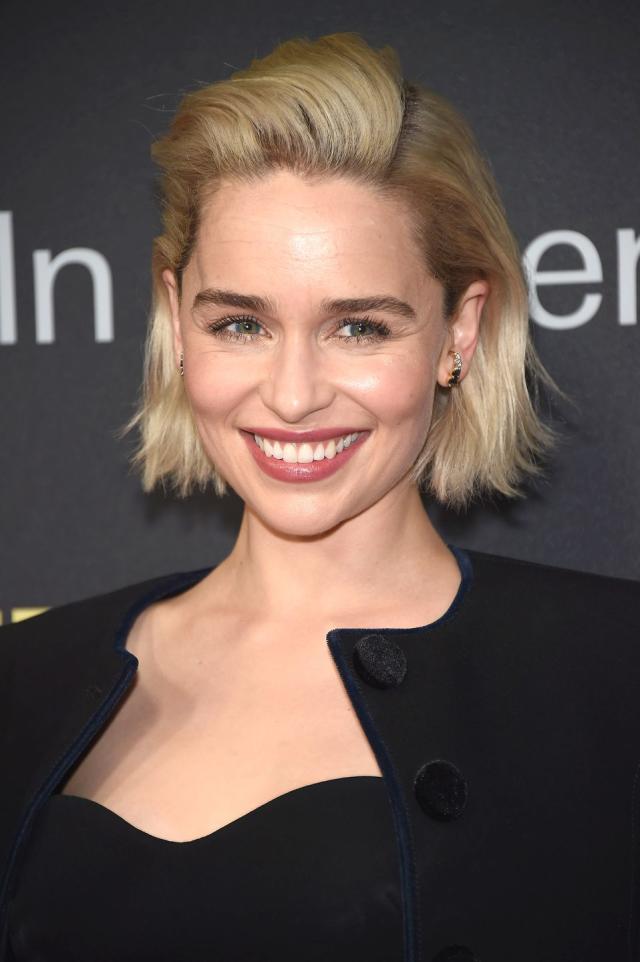 18 Cute, Short Hairstyles That You *Must* Try If You Have Thick Hair