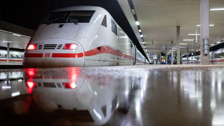 Wegen des Wachstumsprogramms wird die Deutsche Bahn künftig weniger Gewinn machen als geplant. Foto: dpa