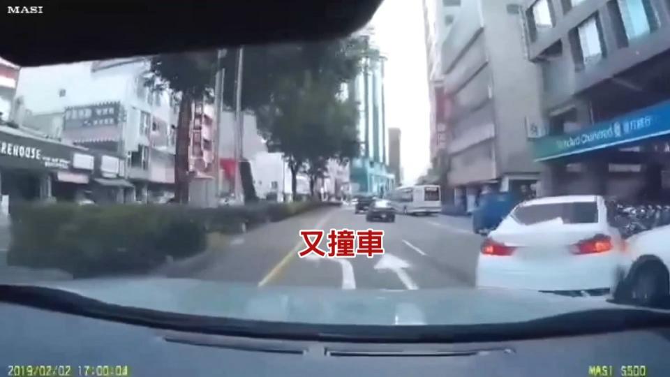 圖／翻攝自八卦村行車紀錄器影片上傳中心