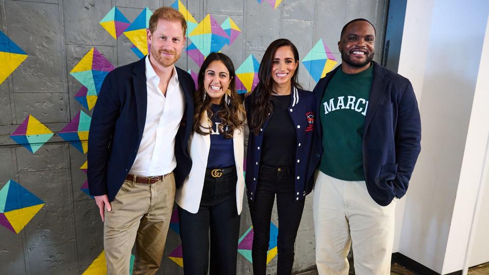 Harry and Meghan visit Brooklyn school