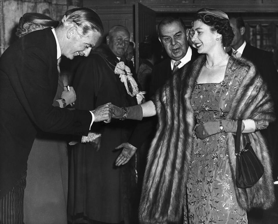 UNITED KINGDOM - APRIL 30:  Queen Elizabeth Ii Shaking Hands With The Conservative British Prime Minister, Sir Anthony Eden, At The Banquet Hall In London Town In May 1956.  (Photo by Keystone-France/Gamma-Keystone via Getty Images)