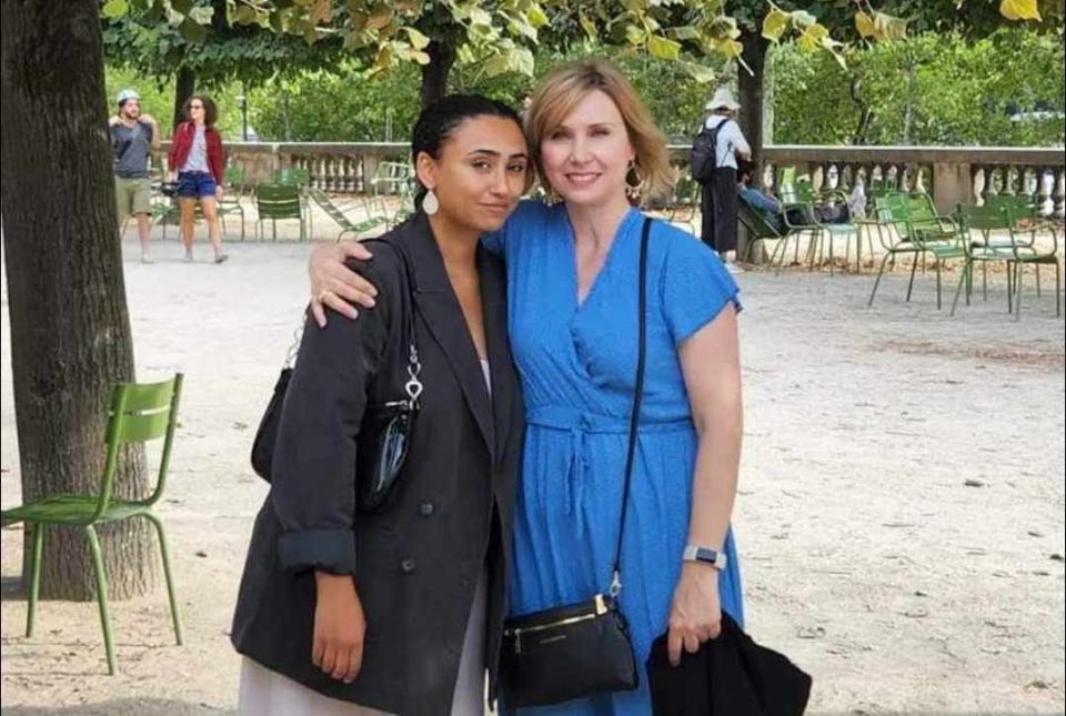 Tammy Rabideau and her daughter Kristil in Paris.