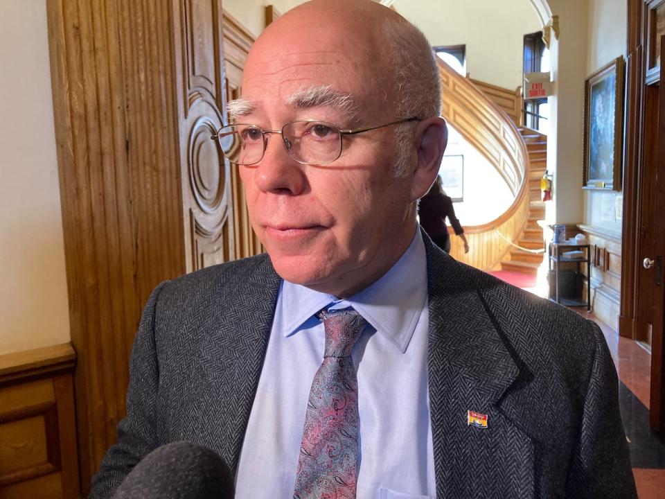 Green Party leader David Coon posed the question to Pelletier, and said he himself has found the act increasingly difficult to get information from.