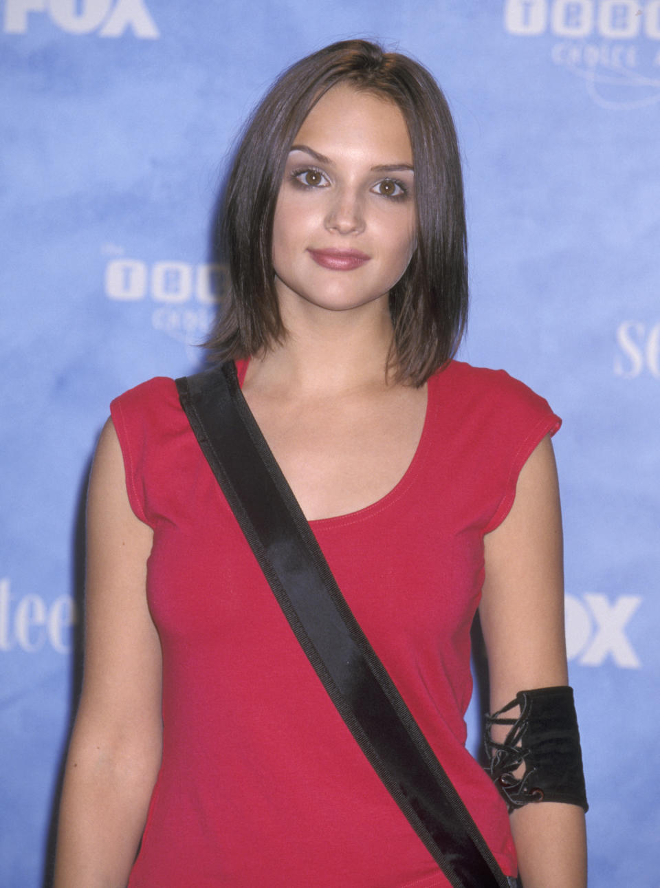 Closeup of Rachael Leigh Cook