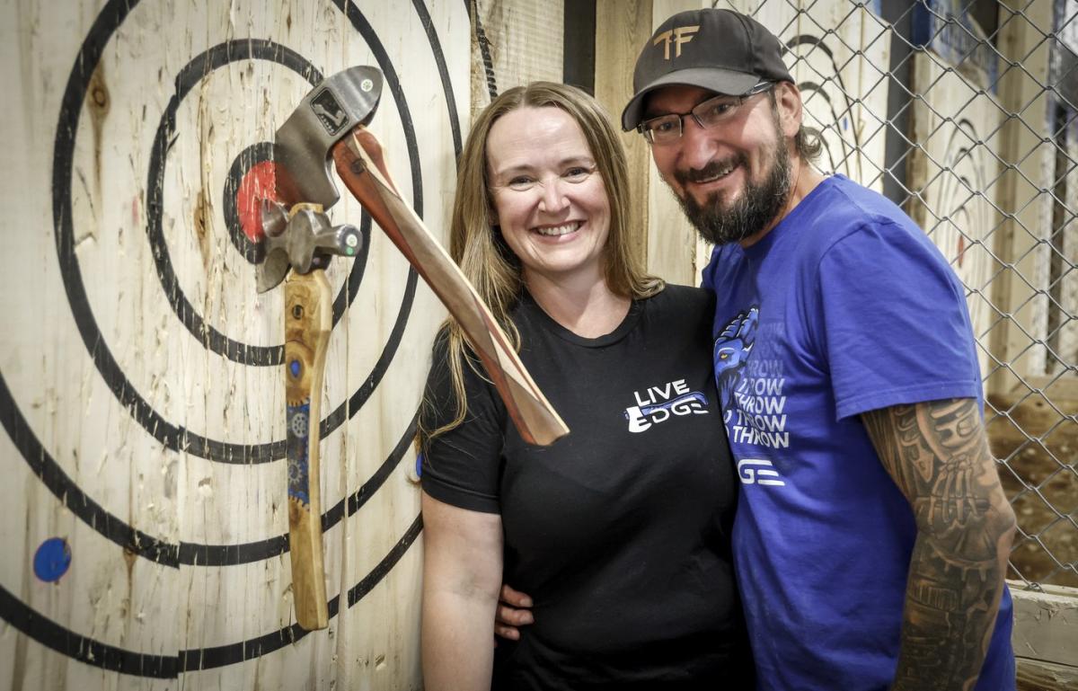 Calgary couple find their ‘Zen’ through axe throwing, compete in world championships