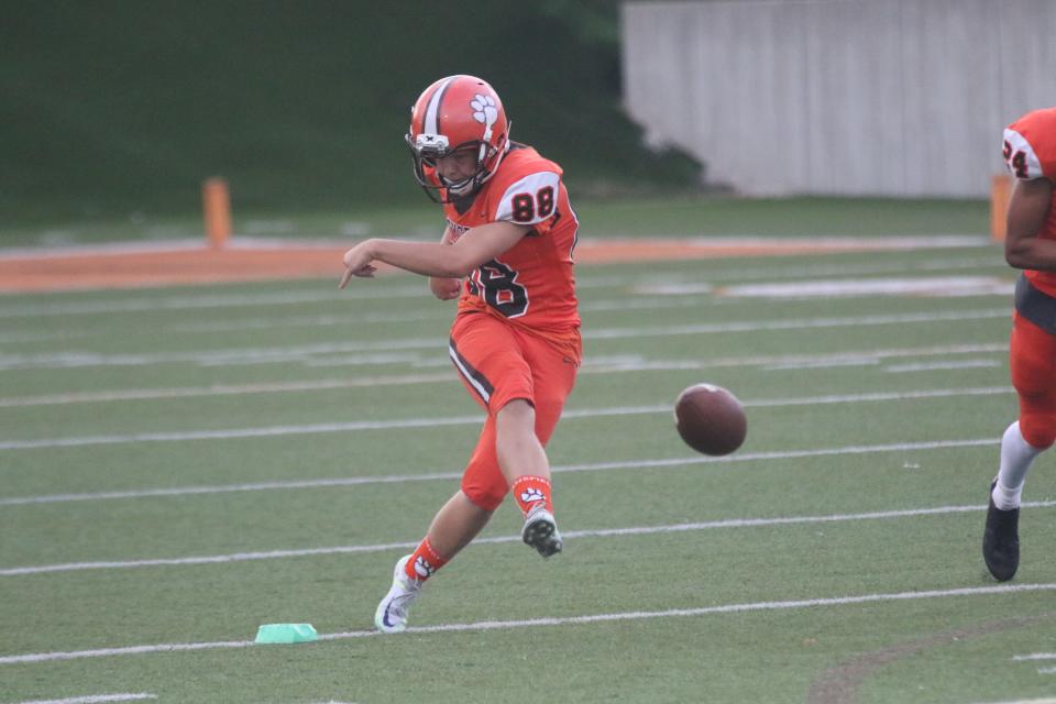 Mansfield Senior's Sean Putt has overcome a rare blood disorder and became a 100-point kicker for the Tygers.