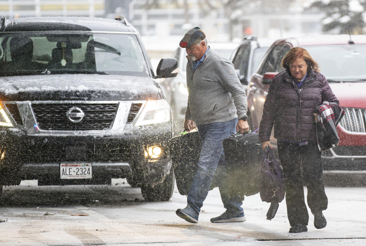 #Storm adds uncertainty to strong holiday travel demand