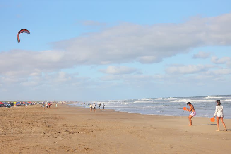 Kitesurf, otra de las prácticas comunes en el lugar