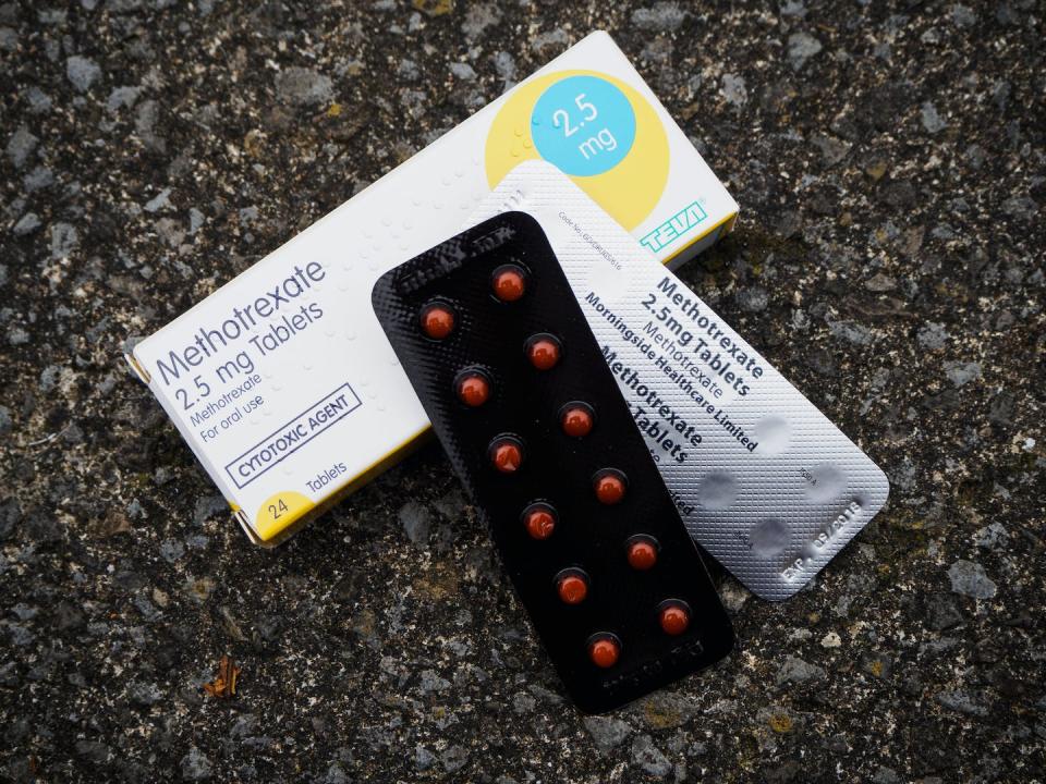 Methotrexate is taken in the form of a tablet. <a href="https://www.shutterstock.com/image-photo/ebbw-vale-wales-uk-may-4-1083543926" rel="nofollow noopener" target="_blank" data-ylk="slk:steved_np3/Shutterstock;elm:context_link;itc:0;sec:content-canvas" class="link ">steved_np3/Shutterstock</a>