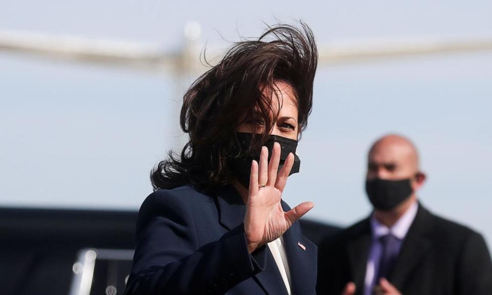 Kamala Harris waves as she arrives at Joint Base Andrews, Maryland, before departing to Atlanta, Georgia, on Friday.