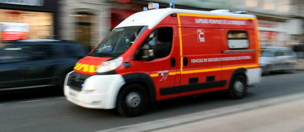 Un quinquagénaire est mort et une femme de 88 ans a été hospitalisée en « urgence absolue » alors qu'un appartement d'un immeuble de Strasbourg a pris feu dimanche en fin d'après-midi.  - Credit:ROMAIN LONGIERAS / Hans Lucas / Hans Lucas via AFP