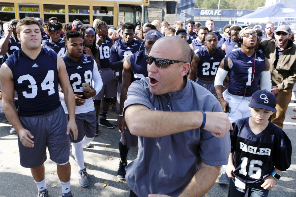 Chad Lunsford’s team is on a two-game win streak. (Getty)