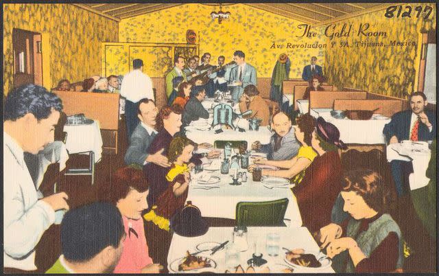 <p>Courtesy of Boston Public Library</p> Postcard of the Gold Room at Hotel Caesars