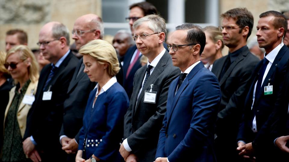 Gedenkveranstaltung zum 74. Jahrestag des gescheiterten Attentats auf Adolf Hitler im Ehrenhof des Bendlerblocks. Foto: Britta Pedersen