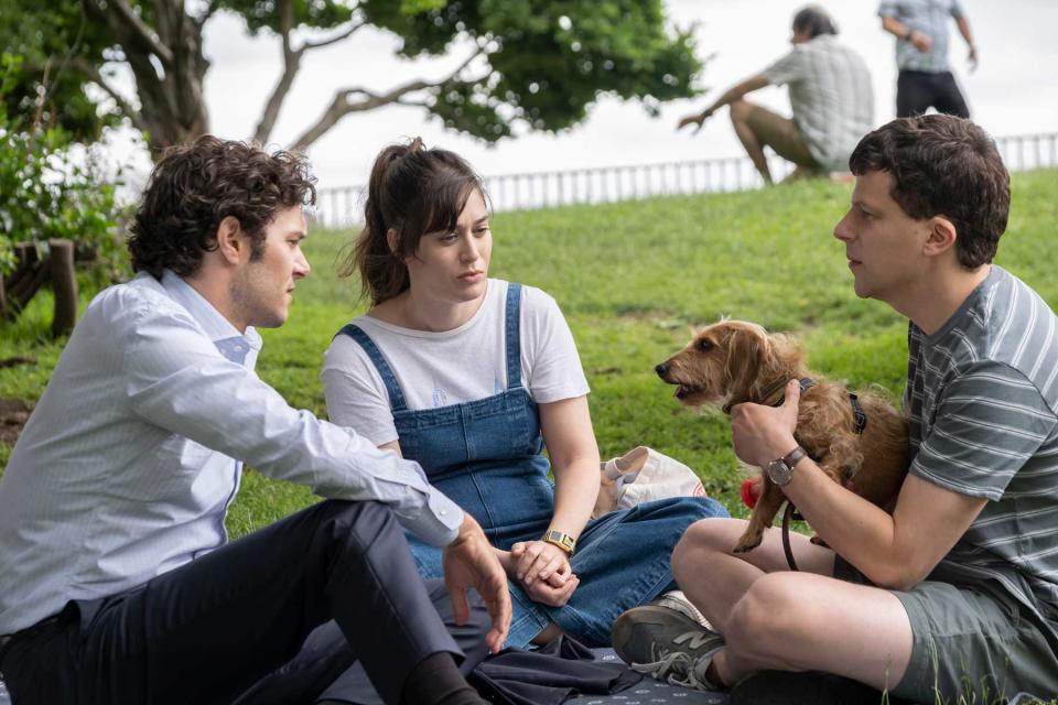 “FLEISHMAN IS IN TROUBLE”  - Pictured (L-R):   Lizzy Caplan as Libby Epstein, Jesse Eisenberg as Toby Fleishman. 