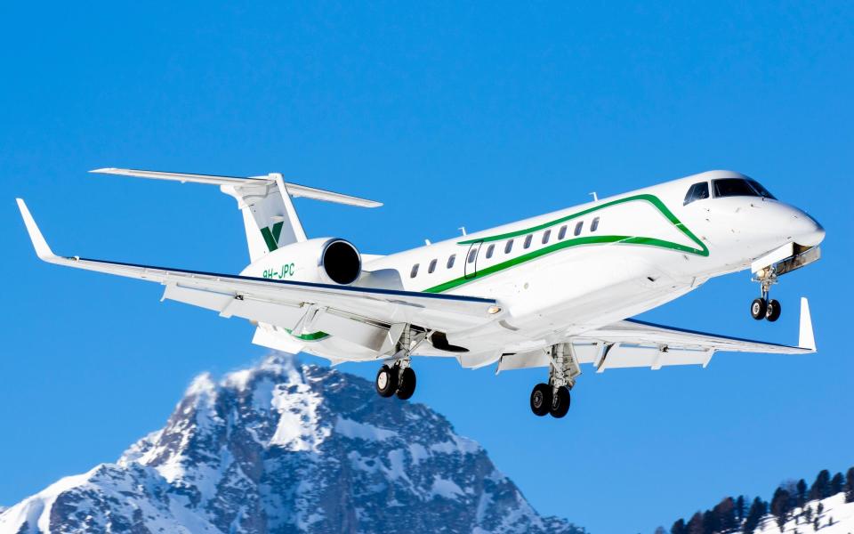 Increasing numbers are choosing to fly directly to the alps this winter - Sandro Koster