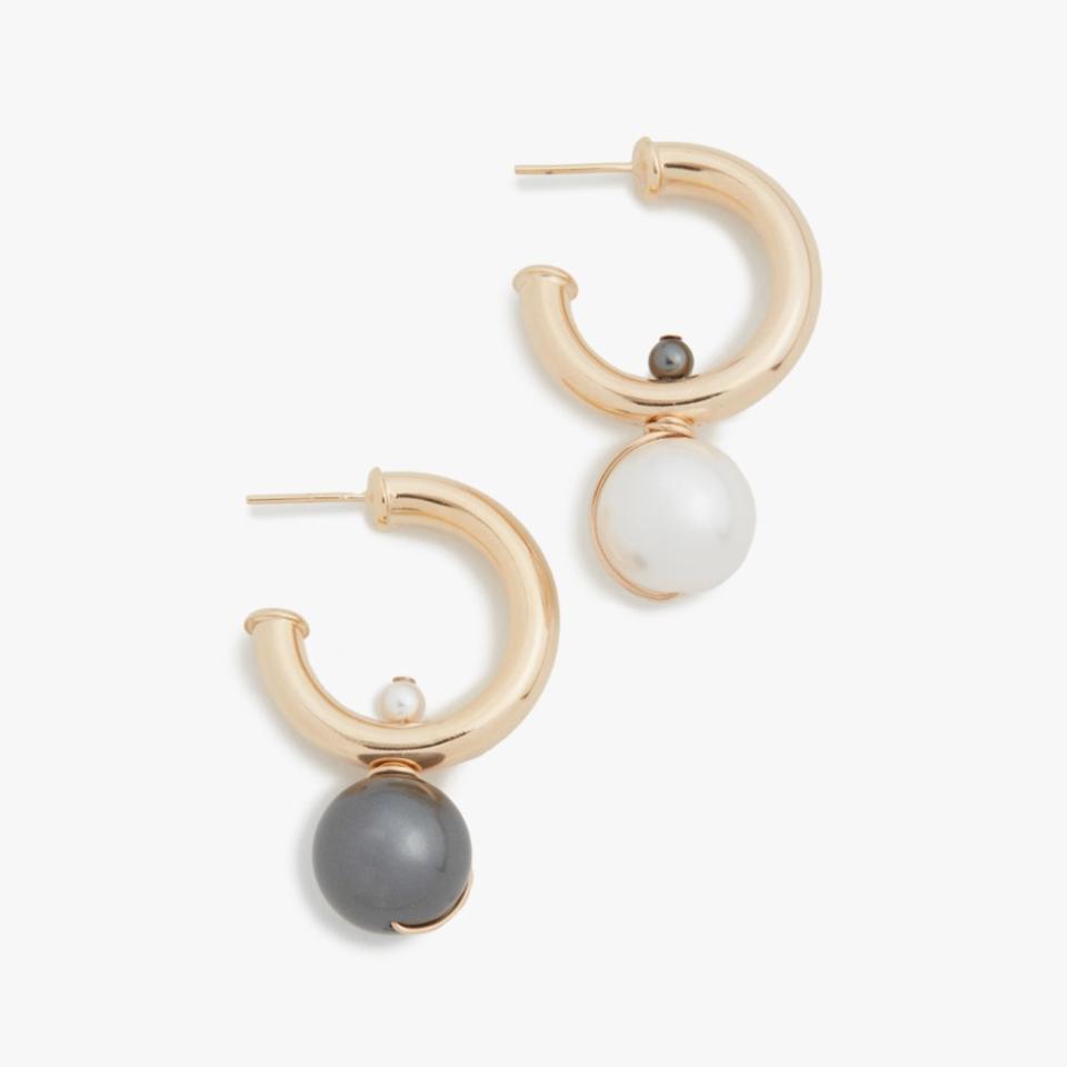 Agra Alma hoop earrings