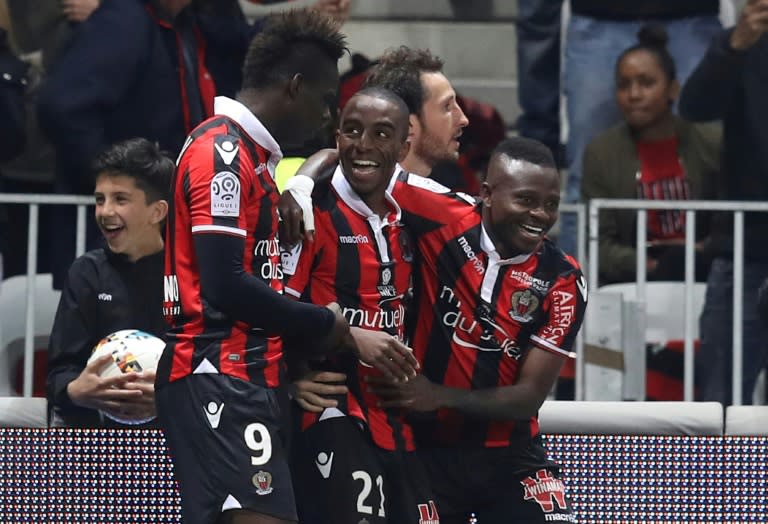 Nice's defender Ricardo Pereira (C) celebrates after scoring a goal on April 30, 2017