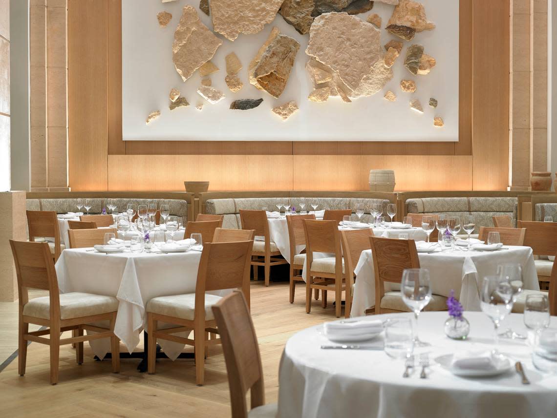 The dining room at Avra Miami also has banquettes.