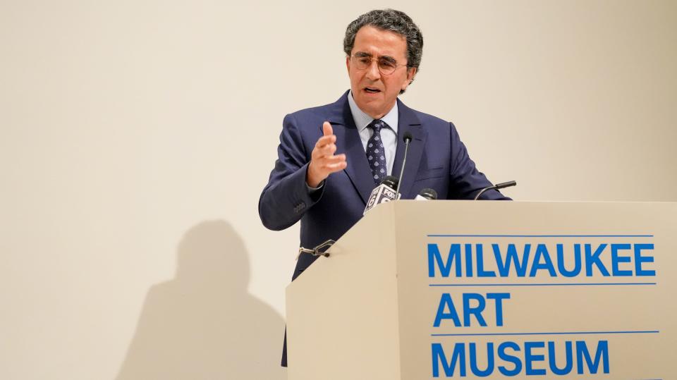 Santiago Calatrava, who designed the Quadracci Pavilion at the Milwaukee Art Museum, addresses the audience during the 20-year anniversary celebration of the pavilion Wednesday, Sept. 14, 2022, in downtown Milwaukee.