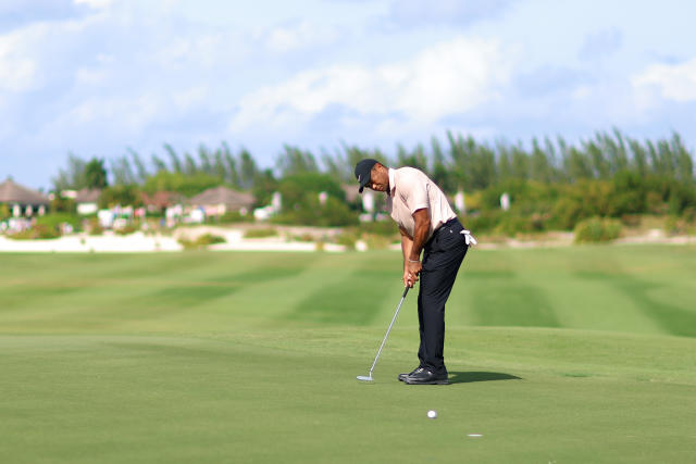 Woods leaves opening in Hero World Challenge field with his status