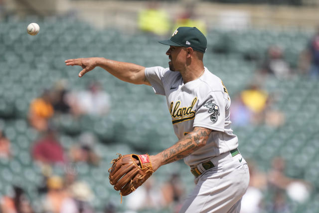 Noda helps the Athletics get off to a quick start in a 12-3 rout