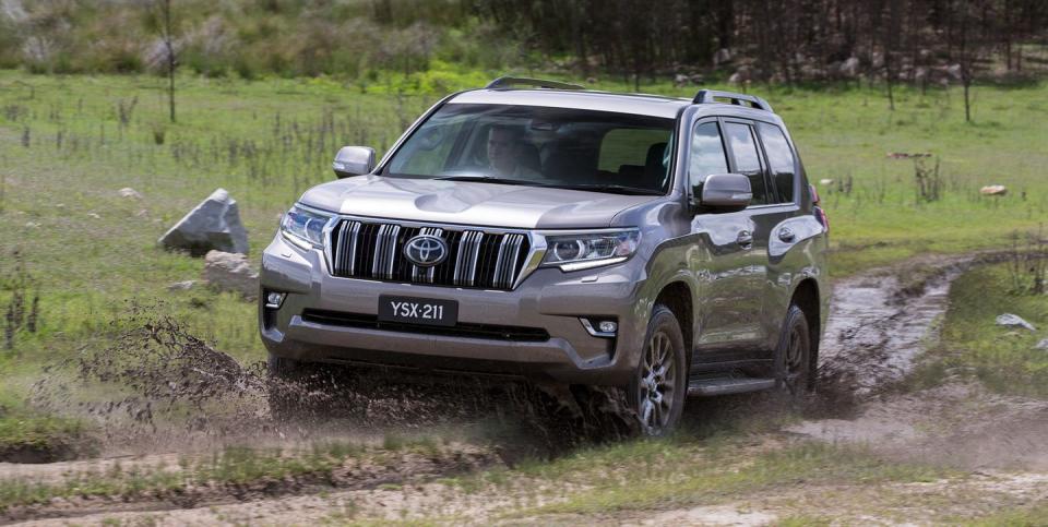 2017 toyota land cruiser prado